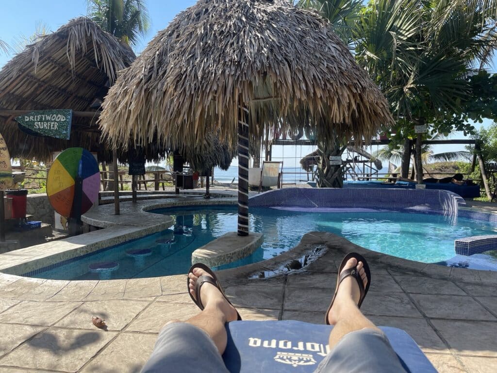Driftwood-Surfer-Hostel-Pool-El-Paredon