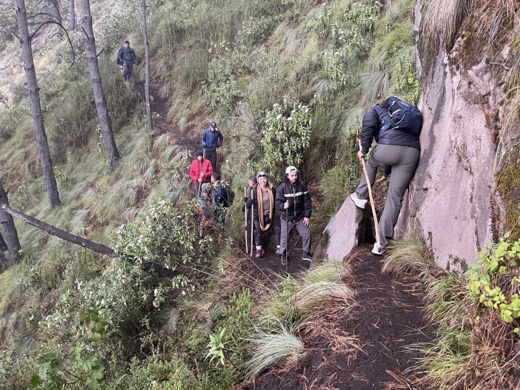 Hiking-Acatenango-Volcano-Trail